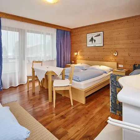 Appartementhaus Staff Apartment Niederthai